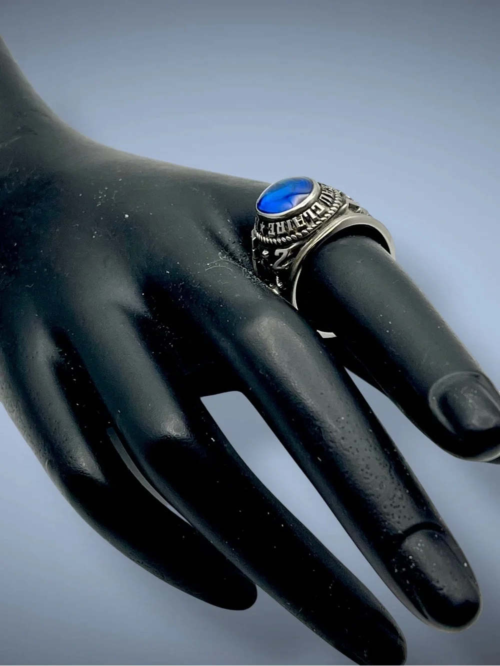 Vintage 1982 Eau Claire North High School Ring Starium Synthetic Sapphire
